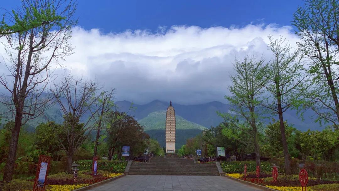 大理崇圣寺丨扯一片白云鋪床，留半輪明月看經(jīng)，天地之間找到平靜和安寧   大理旅游攻略