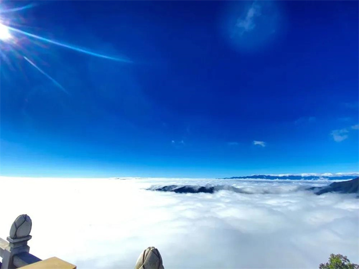 奔赴雞足山，看最美天際線，打卡大理小眾旅游地