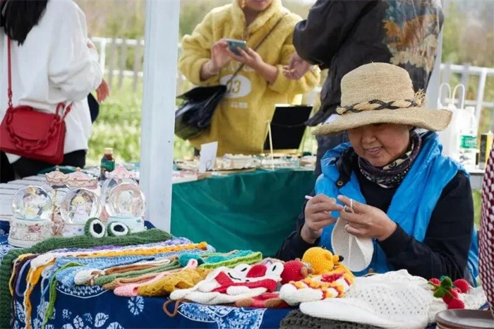 大理旅行：洱海邊，稻田里的集市；“文藝小青年們“”不一樣的