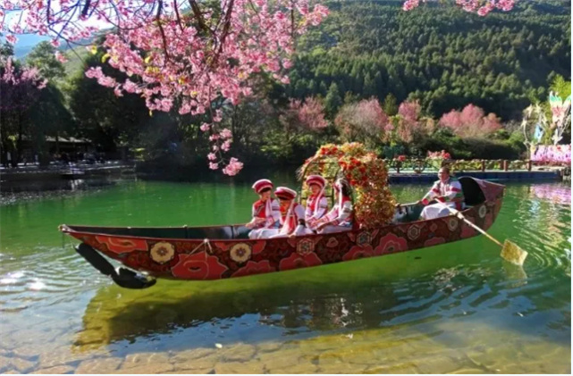 【中國(guó)最佳愛情表白地】當(dāng)廈門的他遇見大理的她