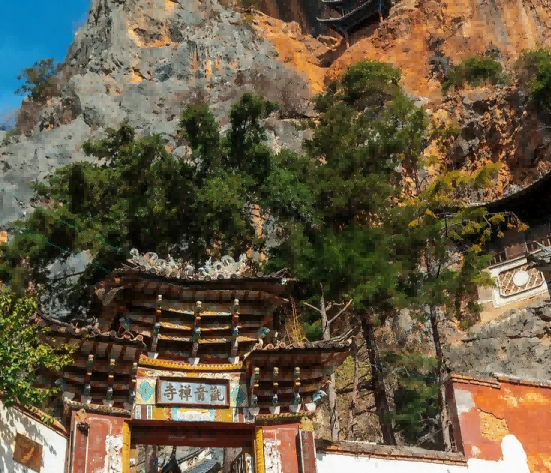 大理景點(diǎn)|跟著大理旅行社小編一起游云南:驚現(xiàn)秘境 | 大理懸空寺
